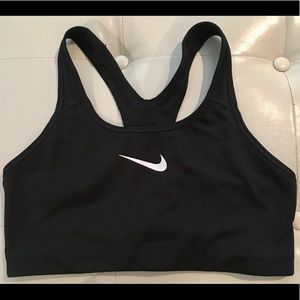 Nike sports bra / size large
